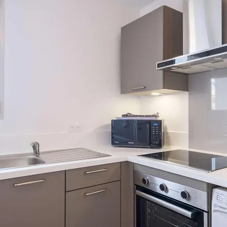 Elegant Studio Cosy Au Coeur De Biscarrosse — Ideal Pour 2 Personnes * Biscarrosse